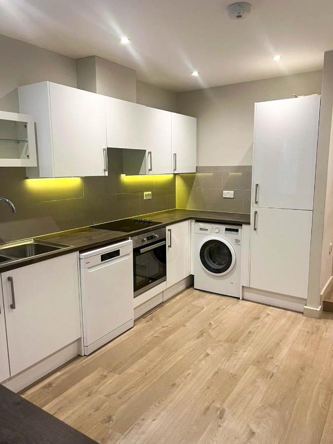 Spacious Clapham Apartments لندن المظهر الخارجي الصورة