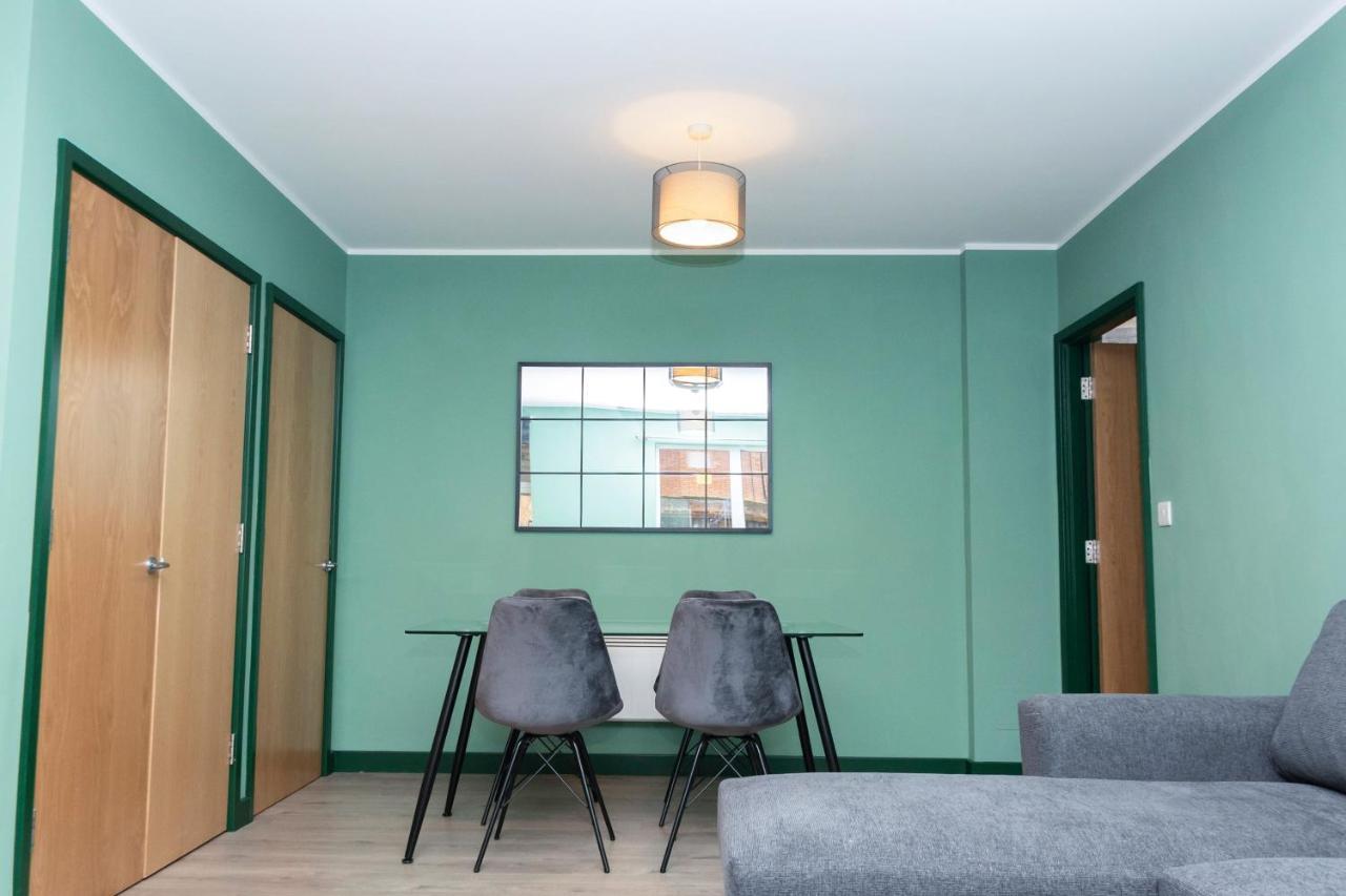 Spacious Clapham Apartments لندن المظهر الخارجي الصورة