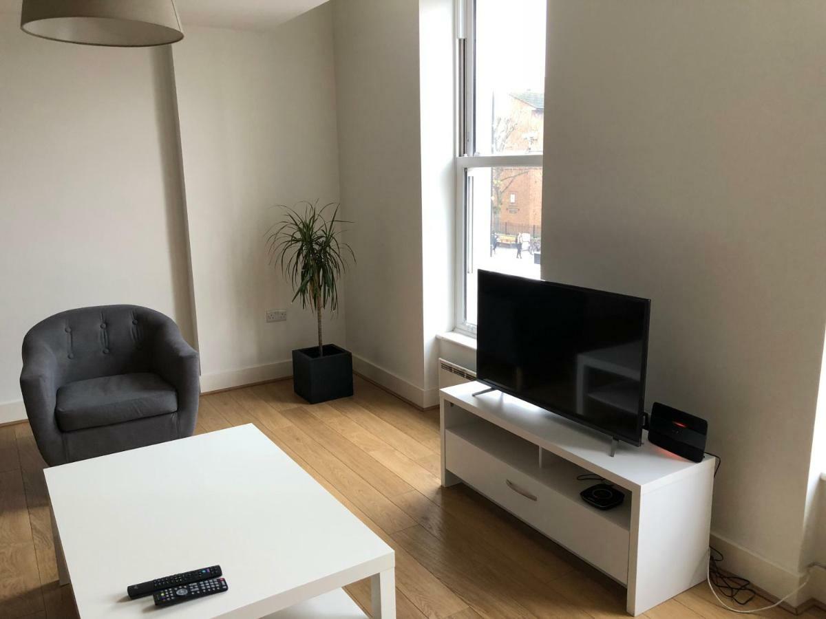 Spacious Clapham Apartments لندن المظهر الخارجي الصورة