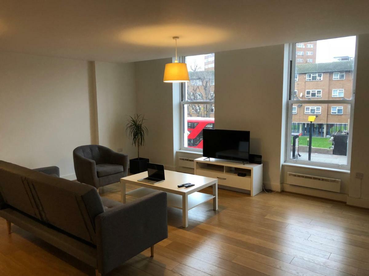 Spacious Clapham Apartments لندن المظهر الخارجي الصورة